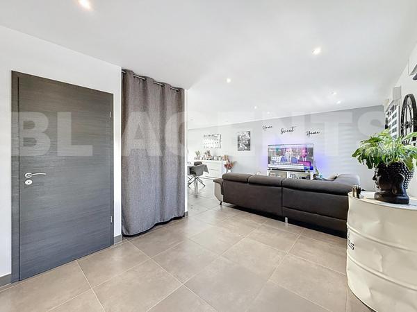 Gorcy – Maison récente, prête à vivre.