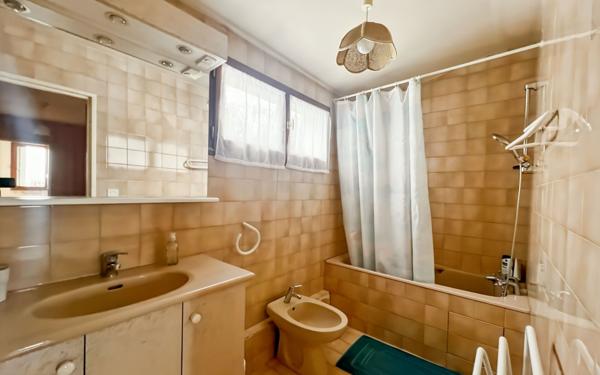 Maison à vendre    6 pièces • 107 m2 Menucourt