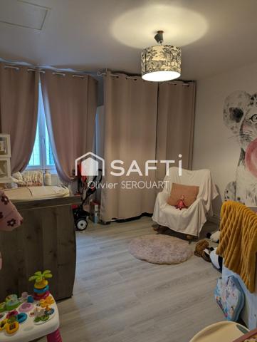 Maison de plain-pied 126 m² rénovée – 4 chambres –dont une suite parentale – 3 garages – Terrain 500 m²