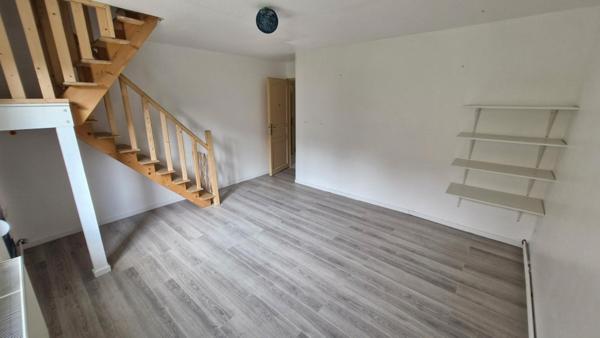 Maison de plain-pied 126 m² rénovée – 4 chambres –dont une suite parentale – 3 garages – Terrain 500 m²