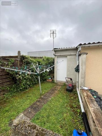 Maison à louer à Bétheny dans la Marne (51450), ref : LOCAP023DUP