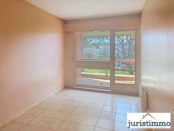 Orange (84100) appartement dans résidence sécurisée de 121 m² avec ascenseur et terrasse