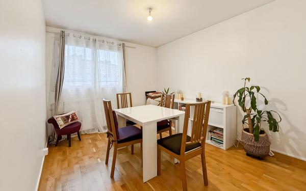 Appartement à vendre    4 pièces • 66,45 m2 Argenteuil