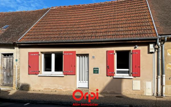 Maison à vendre    3 pièces •  Montmarault