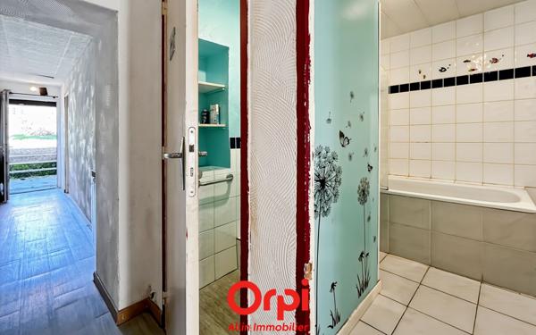 Maison à vendre    3 pièces •  Montmarault