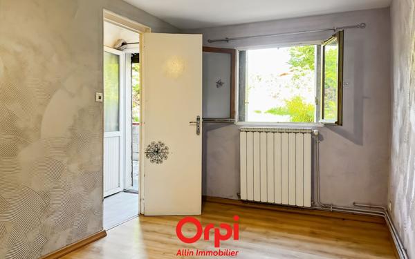 Maison à vendre    3 pièces •  Montmarault