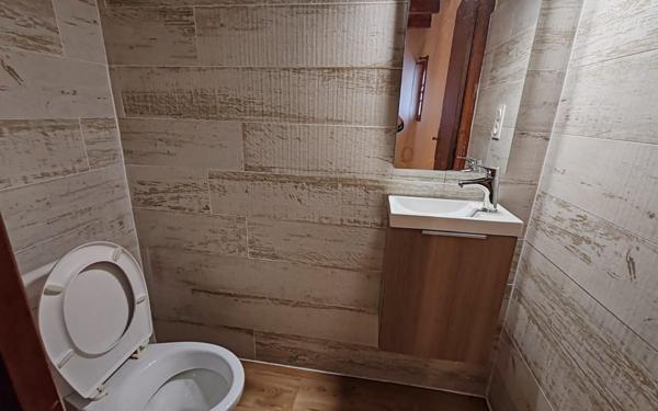 Maison à louer    4 pièces •  Pomérols