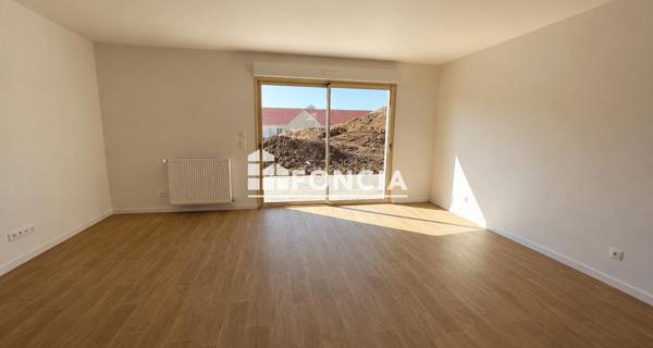 À vendre Maison 2 pièces 55.03 m² - Dreux 28100