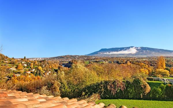 Appartement à vendre    4 pièces • 103,17 m2 Reignier-Ésery