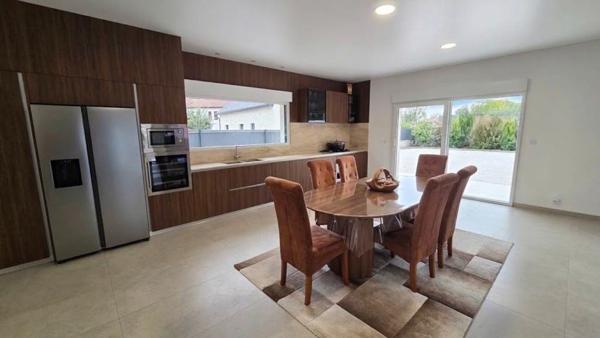 Maison de standing en plain-pied - Secteur Delle (90)