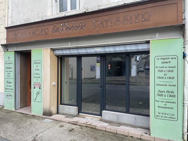 Poitiers (86000) LOCAL COMMERCIAL RENOVE A NEUF DE 90 M2 AVEC VITRINE