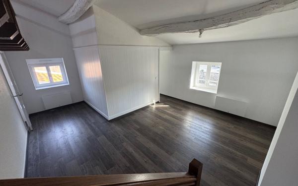 Appartement à louer    2 pièces • 59 m2 Mazamet