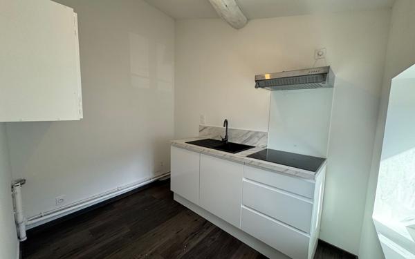 Appartement à louer    2 pièces • 59 m2 Mazamet