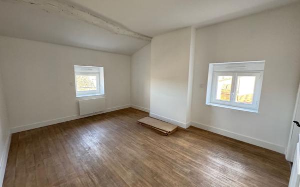 Appartement à louer    2 pièces • 59 m2 Mazamet