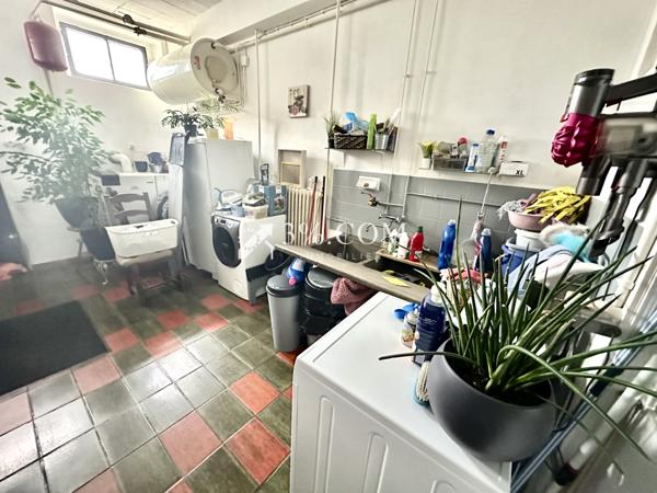 Maison 9 pièce(s) 4 chambre(s) 180 m²