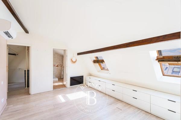 Paris 9ème, Appartement 2 Chambres -  90 m² à vendre