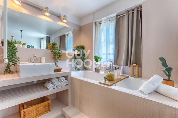 Appartement Paris 3 pièce(s) 55 m2