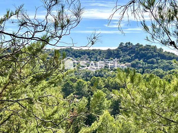 MAISON 170M2 TERRAIN 5270 M2 A ROGNES (13840)