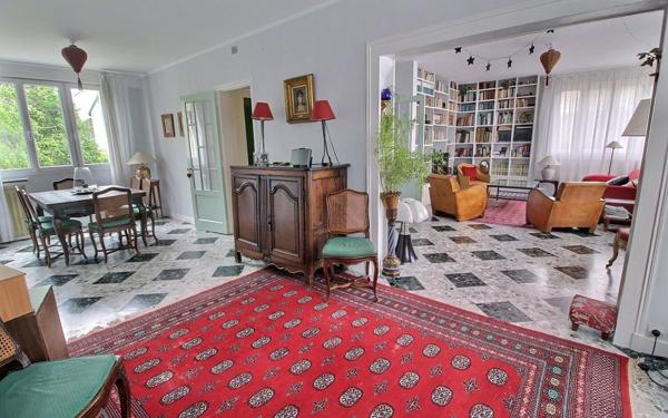 Maison à vendre    8 pièces • 200 m2 Fontenay-sous-Bois
