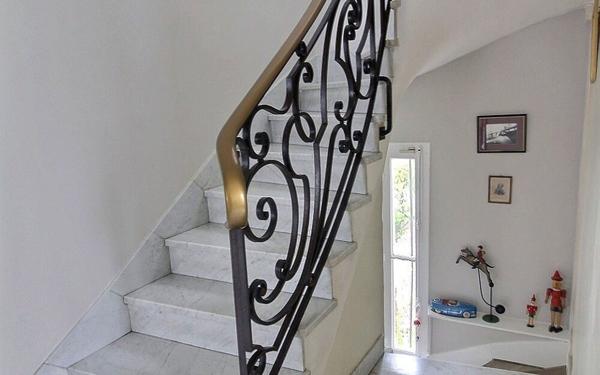 Maison à vendre    8 pièces • 200 m2 Fontenay-sous-Bois
