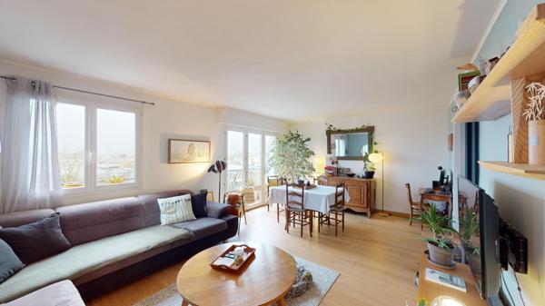 Dernier étage - Appartement T3 lumineux avec balcon - Eysines limite Caudéran