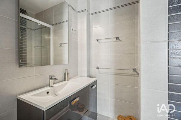 Appartement à vendre 2 pièces 57 m² Caluire-et-Cuire