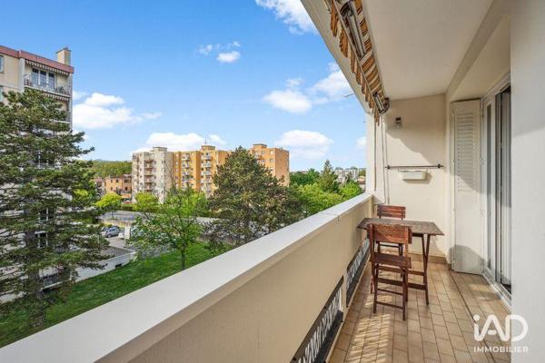 Appartement à vendre 2 pièces 57 m² Caluire-et-Cuire