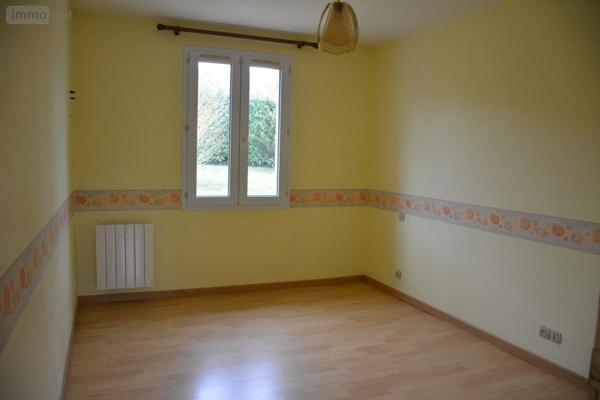 Maison à louer à Château-Gontier-sur-Mayenne en Mayenne (53200), ref : 53039-L2