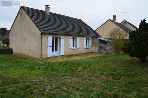 Maison à louer à Château-Gontier-sur-Mayenne en Mayenne (53200), ref : 53039-L2