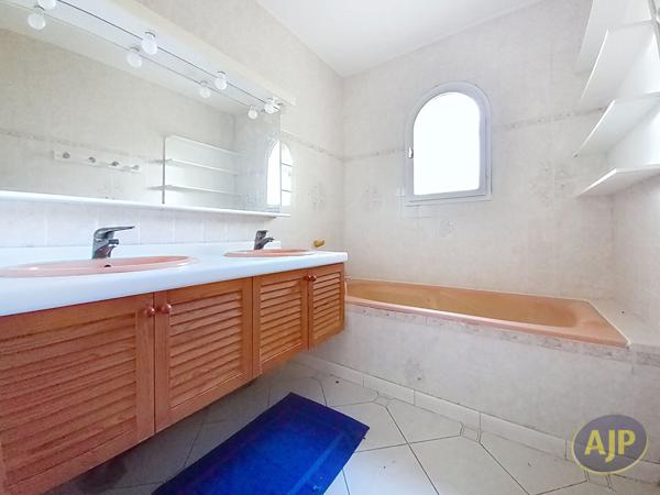 Vente maison Saint Medard En Jalles : 469 900 € - AJP Lesparre Immobilier