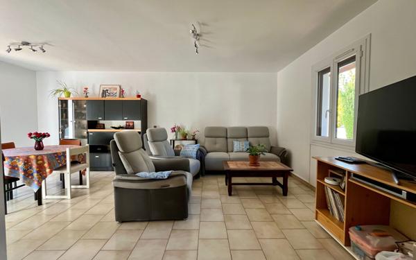 Maison à vendre    4 pièces •  Pélissanne