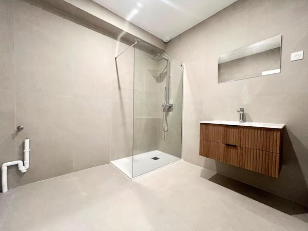 La Garde centre : Appartement T3 rez de jardin avec stationnement privatif