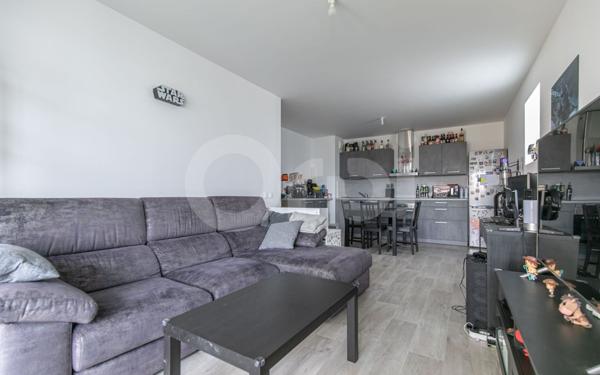 Appartement à vendre    3 pièces • 63 m2 Pontault-Combault