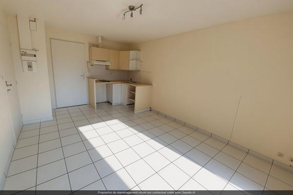 Idéalement situé : appartement de 33m² avec terrasse de 17 m² à Pornichet centre et au calme,  
Pornichet 44380