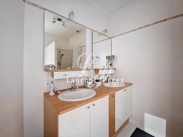 Maison et grande remise : opportunité !