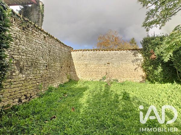Maison à vendre 10 pièces 259 m² Villefagnan