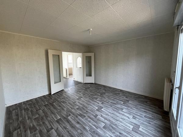 Maison Trelaze 4 pièce(s)