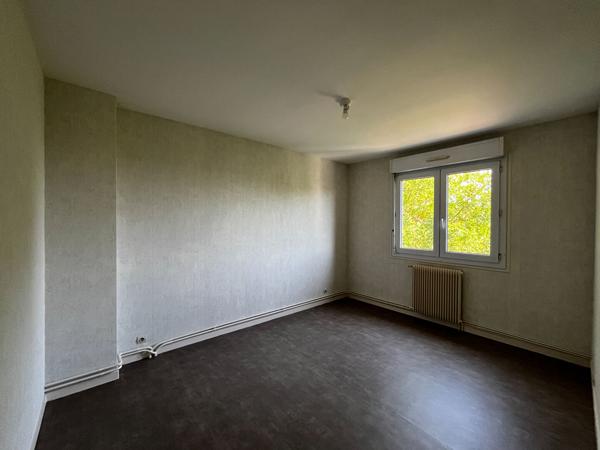 Maison Trelaze 4 pièce(s)