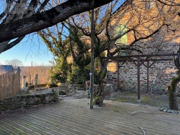 Fonds de commerce à vendre à Sauveterre-de-Rouergue dans l'Aveyron (12800), ref : 1051-12013