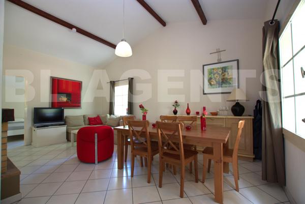 MAISON MEUBLEE AU COEUR D'UN VILLAGE VACANCES