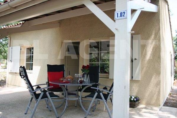 MAISON MEUBLEE AU COEUR D'UN VILLAGE VACANCES