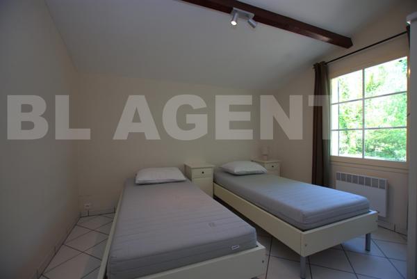 MAISON MEUBLEE AU COEUR D'UN VILLAGE VACANCES