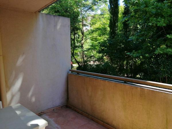 Appartement à vendre    1 pièce • 24,38 m2 Barjac