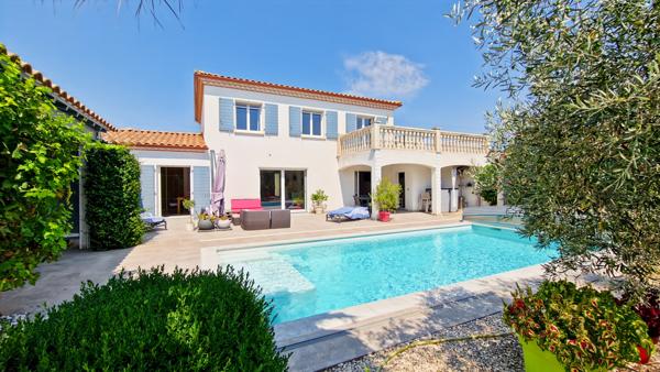 Uzès (30700) Superbe villa à vendre, à seulement 3 minutes d'Uzès