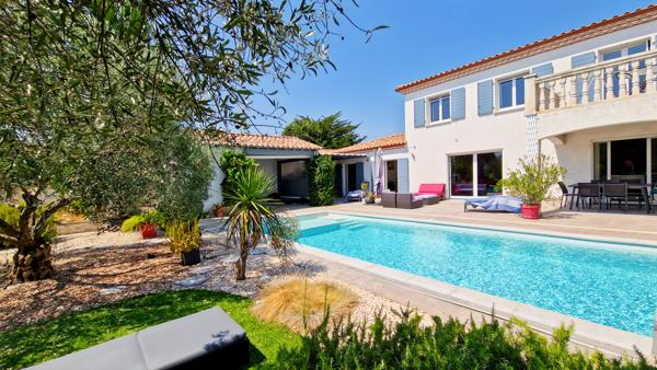 Uzès (30700) Superbe villa à vendre, à seulement 3 minutes d'Uzès
