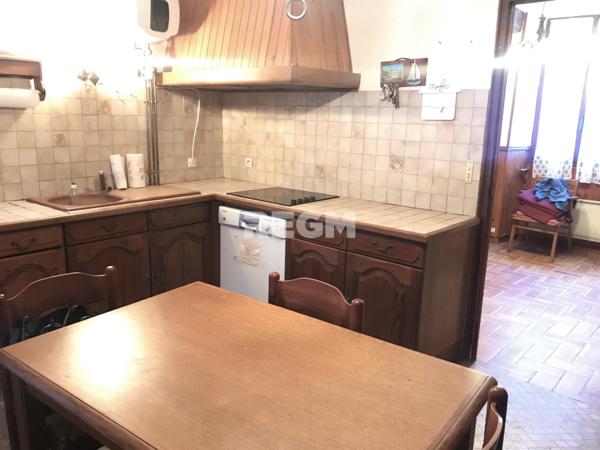 Milly-la-Forêt (91490) Maison de ville à MILLY LA FORET à quelques mètres de la place du marché