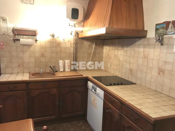 Milly-la-Forêt (91490) Maison de ville à MILLY LA FORET à quelques mètres de la place du marché