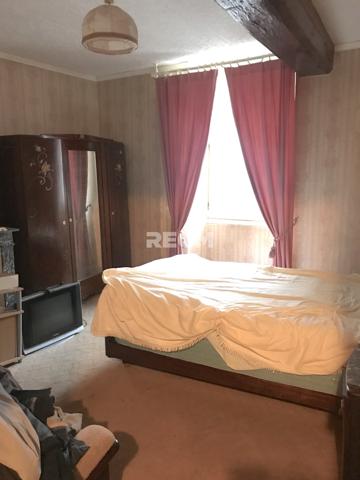 Milly-la-Forêt (91490) Maison de ville à MILLY LA FORET à quelques mètres de la place du marché