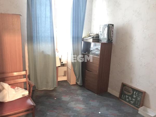 Milly-la-Forêt (91490) Maison de ville à MILLY LA FORET à quelques mètres de la place du marché