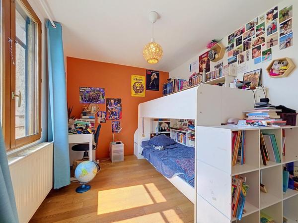 MAISON 3 CHAMBRES COMBLES JARDIN SOUS SOL TOTAL